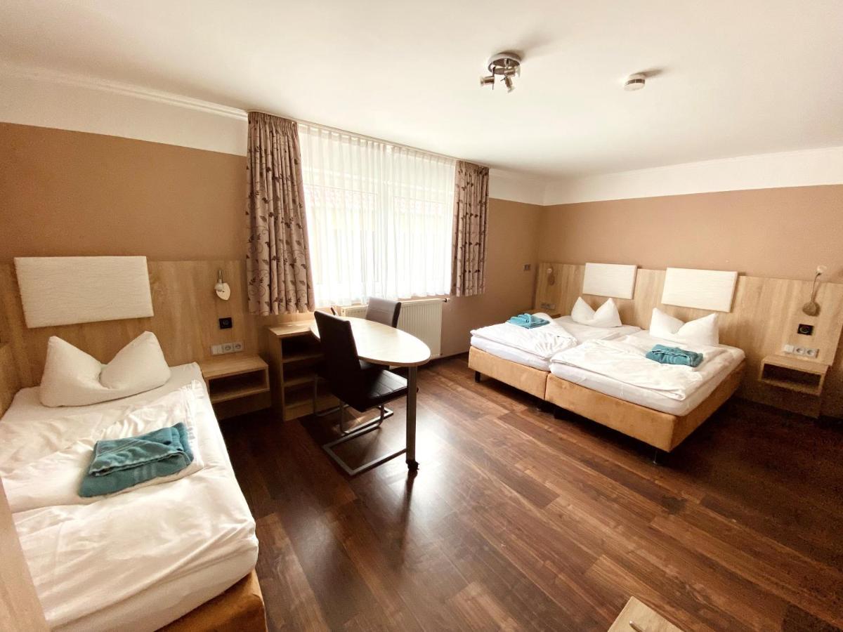 Hotel Garni Kleindienst Ursensollen Dış mekan fotoğraf