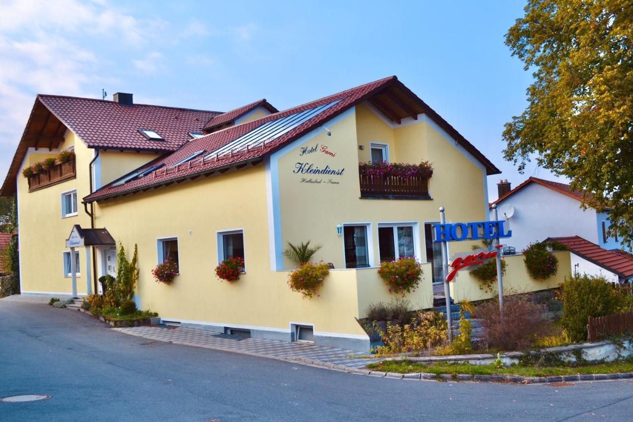 Hotel Garni Kleindienst Ursensollen Dış mekan fotoğraf